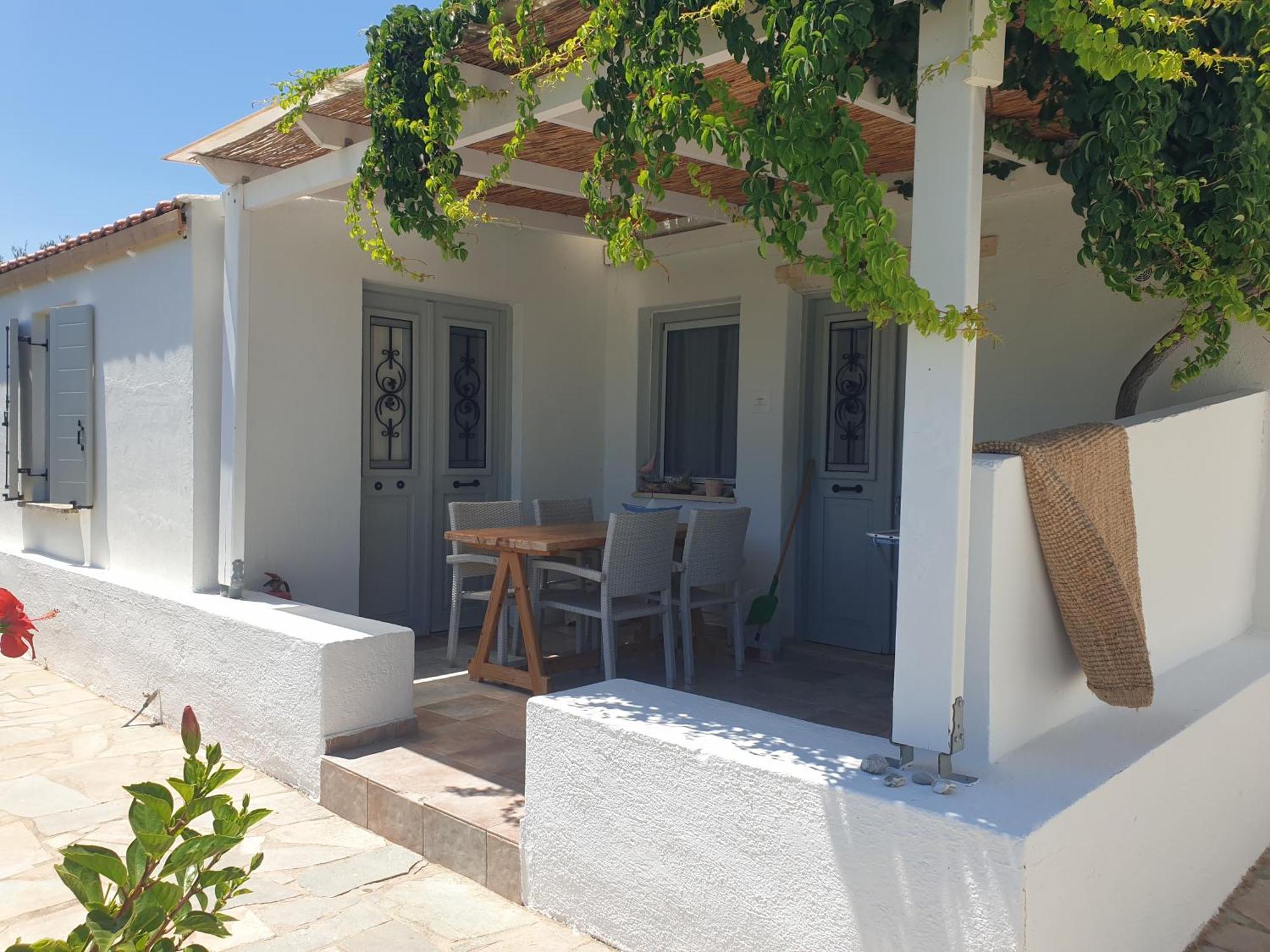 Aeolus Pool Apts Palekastro Bagian luar foto