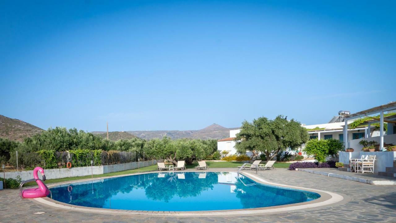 Aeolus Pool Apts Palekastro Bagian luar foto